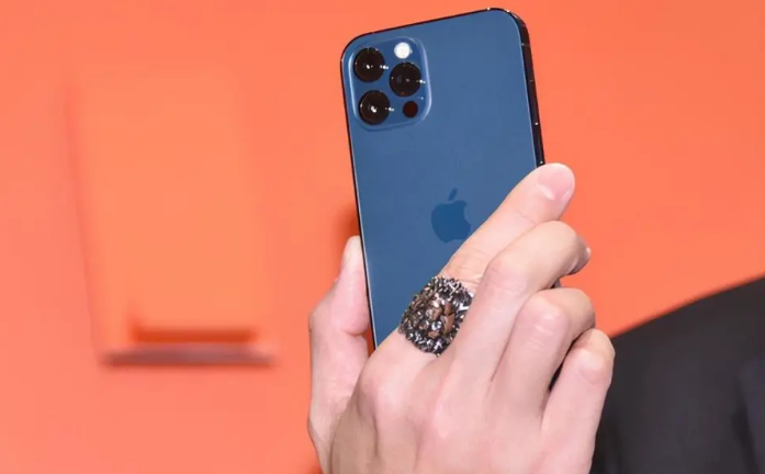 大石桥苹果手机维修分享iPhone12系列重启方法教程 